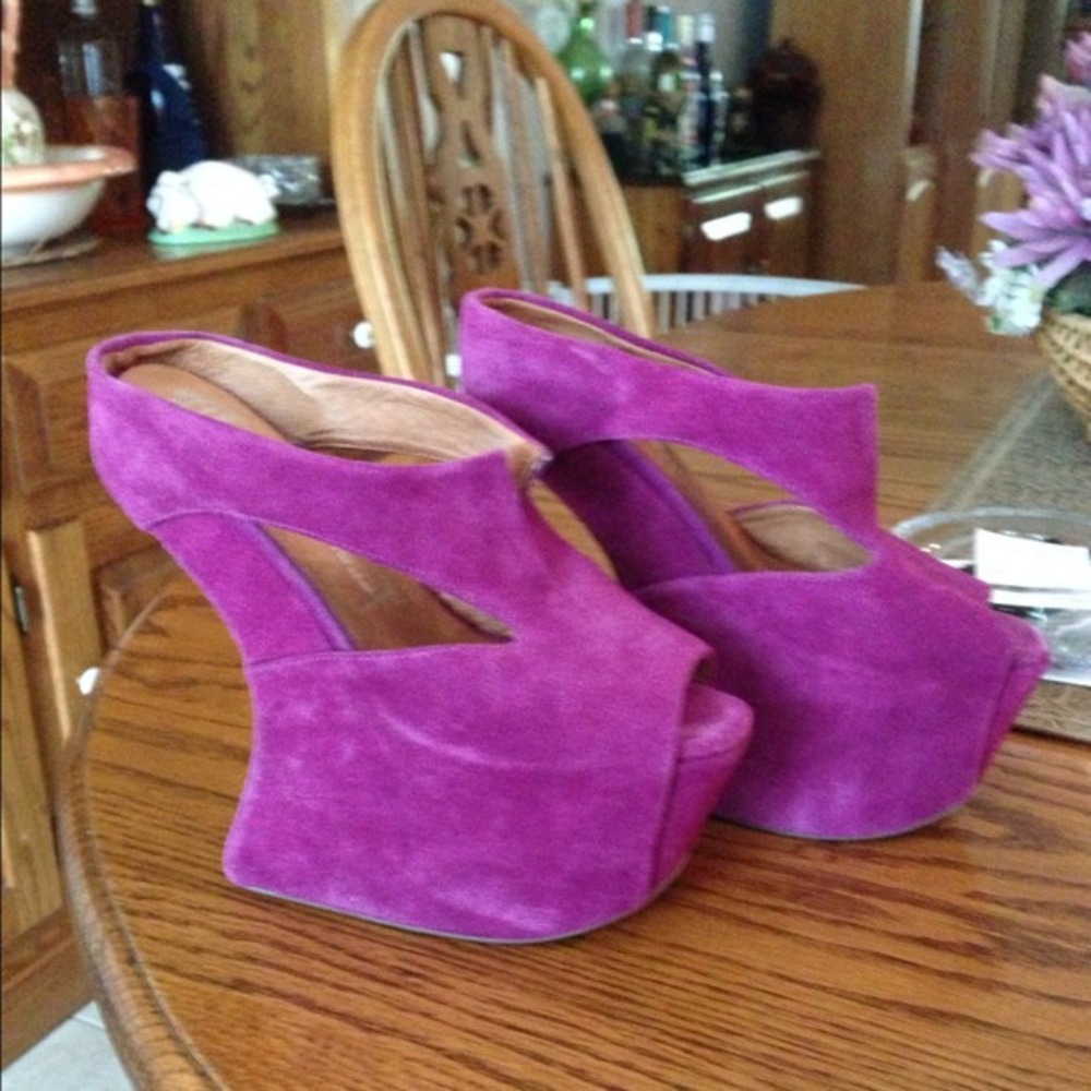 Jeffrey Campbell The Tonite Shoe in Purple Suede - Picture 2 of 4
